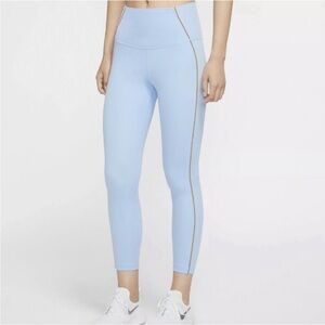 Nike Light Blue Rainbow Stripe Yoga Core Vinyasa high Waisted 7/8 Leggings M